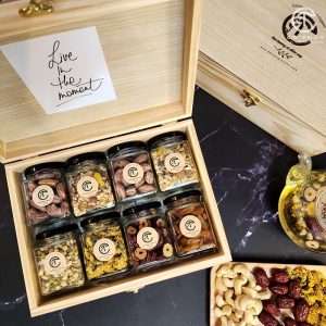 Lễ Vu Lan nên tặng gì cho bố mẹ là ý nghĩa và báo hiếu nhất