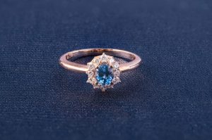 Đoán tính cách của cô ấy qua sở thích chọn nhẫn gắn đá quý