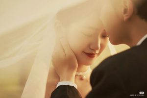 Chưa Cưới Có Nên Đeo Nhẫn Cưới Không? Có Ảnh Hưởng Gì Không?