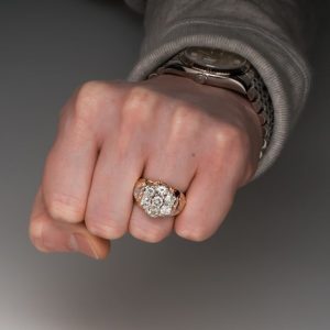 Nhẫn Phong Thủy Cho Nam Mệnh Thổ Thu Hút Phú Quý