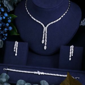 Gợi Ý 3 Bộ Trang Sức Cưới Bạch Kim Sang Trọng Đẳng Cấp