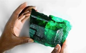 Chiêm Ngưỡng Ngọc Lục Bảo Lớn Nhất Thế Giới Hiện Nay