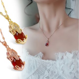 Người Mệnh Thủy Chọn Dây Chuyền Cho Mau Phát Tài
