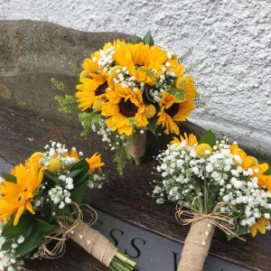 TOP 20+ Mẫu Bó Hoa Cưới Hướng Dương Đẹp & Ý Nghĩa Nhất 2026