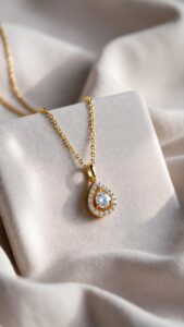 Top Các Mẫu Dây Chuyền Kim Cương Nam & Nữ Đẹp, Thiết Kế Riêng Tại WOW